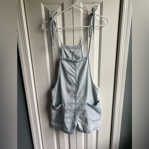aerie Pants - Aerie Women's Tie-Strap Sleeveless Chambray Shorts Romper Size XS